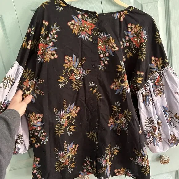LOFT Womens Floral Puff Sleeve Blouse Large Button Back Cottagecore Black Blue - Picture 9 of 13